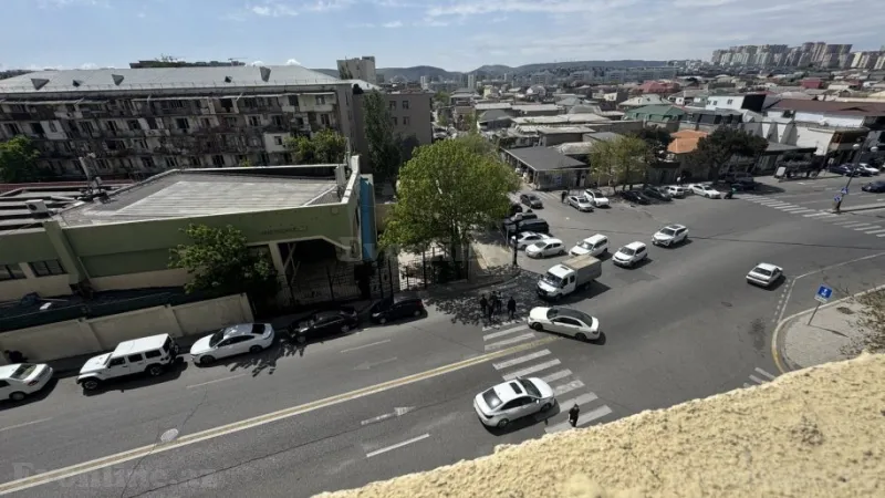 Satılır 3 otaqlı Mənzil Yeni tikili 134 m² Yasamal - şəkil 2
