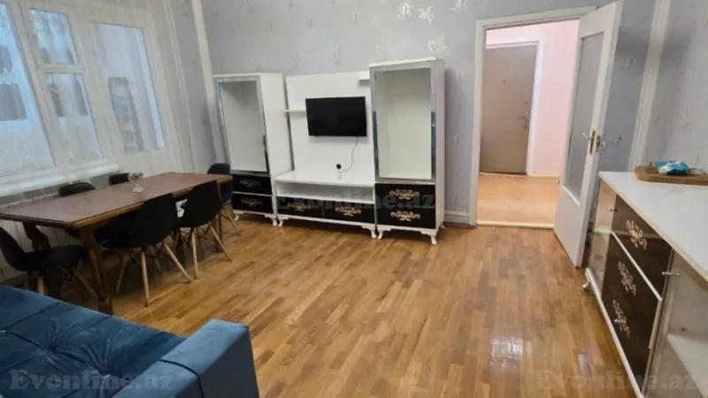 Kirayə verilir 4 otaqlı Mənzil Köhnə tikili 100 m² Gəncə - şəkil 2