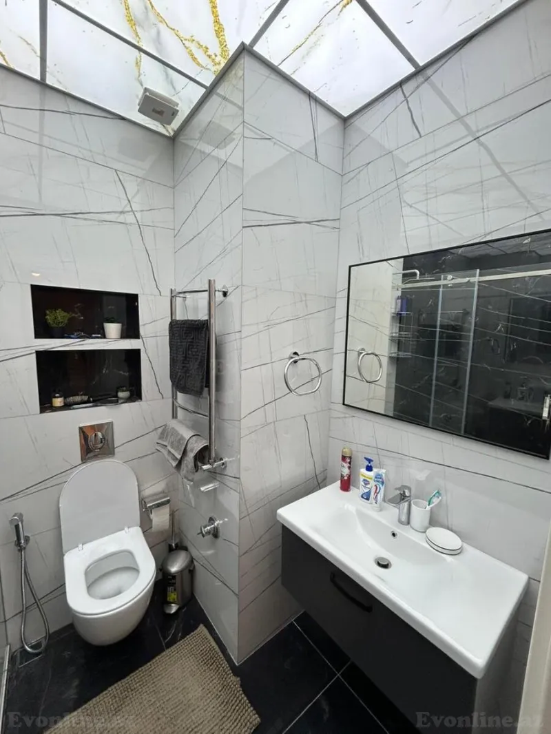 Kirayə verilir 3 otaqlı Mənzil Yeni tikili 140 m² Xətai r. - şəkil 14