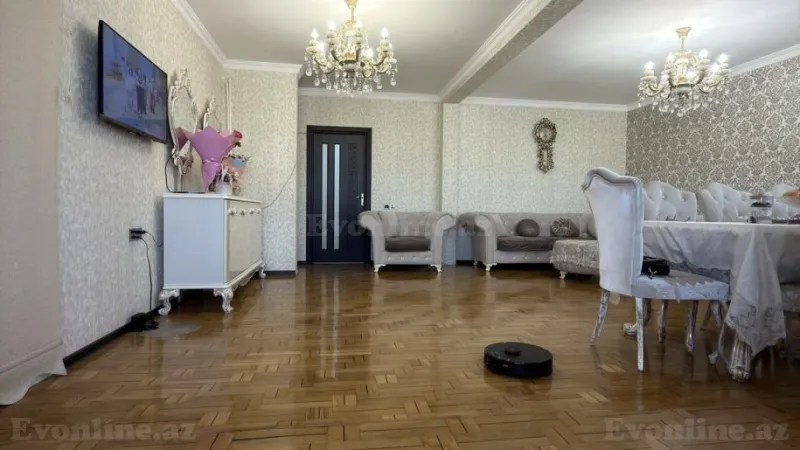 Satılır 5 otaqlı Mənzil Köhnə tikili 112 m² Əhmədli - şəkil 2