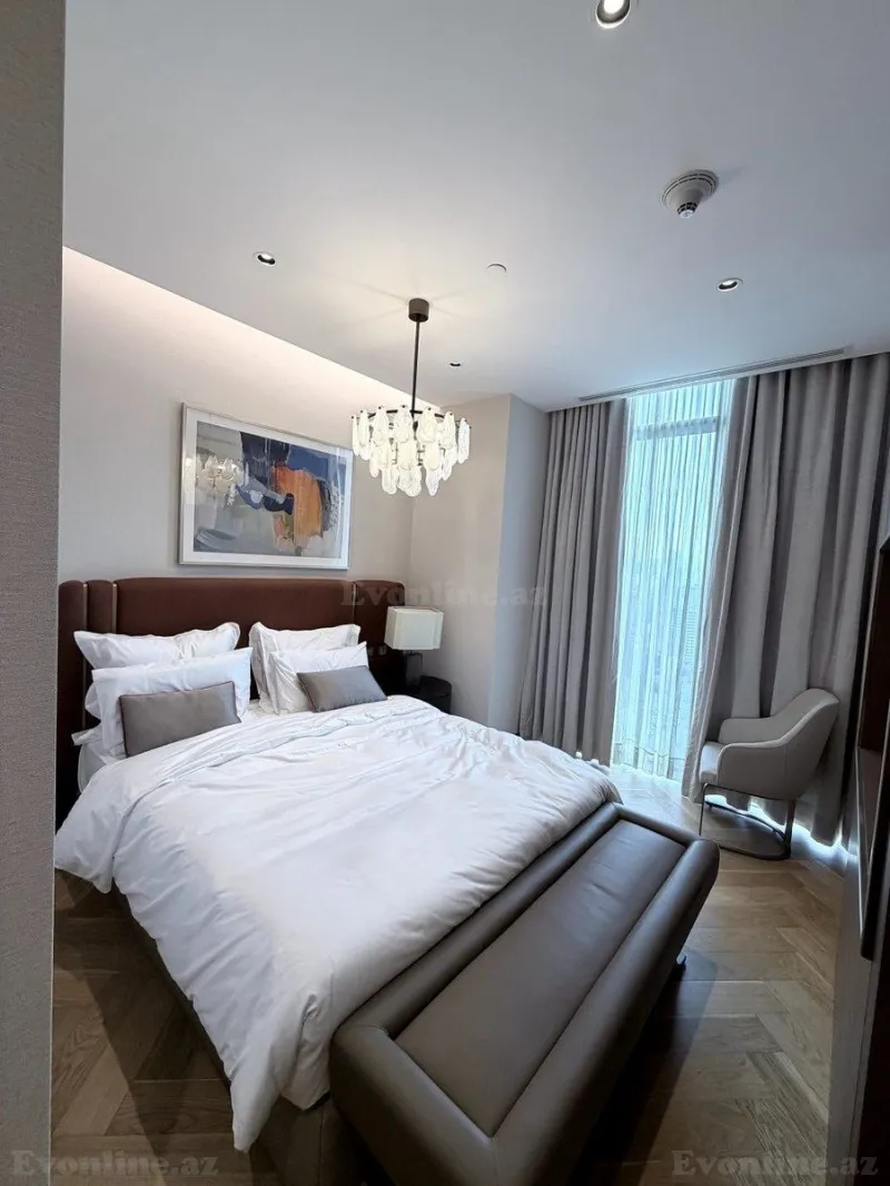 Satılır 3 otaqlı Mənzil Yeni tikili 165 m² Xətai m.