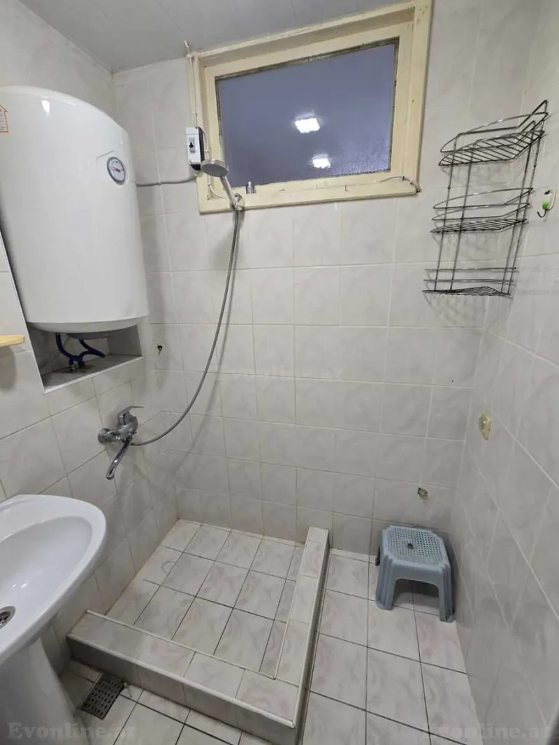 Kirayə verilir 3 otaqlı Mənzil Köhnə tikili 80 m² Nəriman Nərimanov m. - şəkil 20