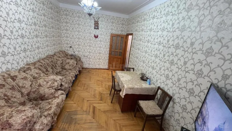 Satılır 3 otaqlı Mənzil Köhnə tikili 61 m² Xalqlar Dostluğu m. - şəkil 4