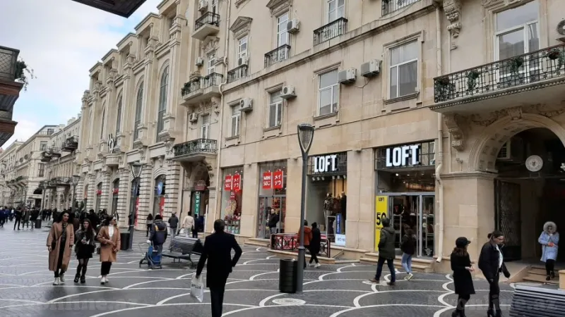 3 otaqlı Ofis 90 m² Sahil m. Kirayə verilir