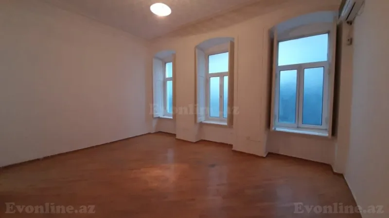Kirayə verilir Ofis 90 m² Sahil m. - şəkil 11