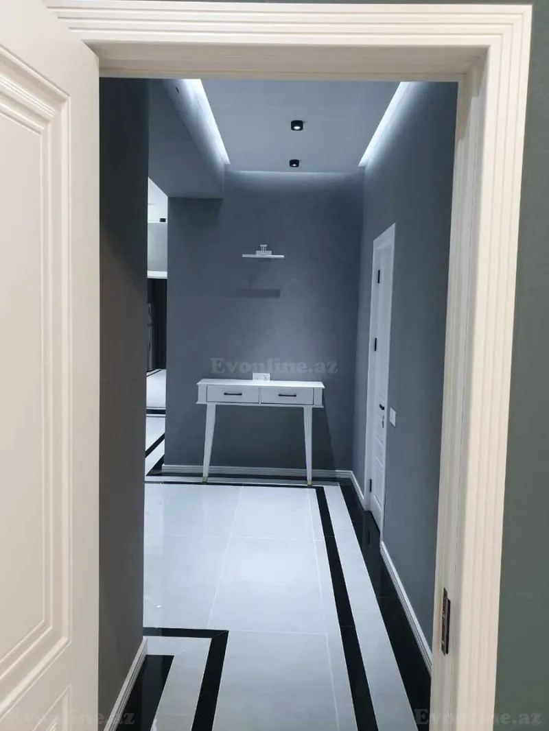 Kirayə verilir 3 otaqlı Mənzil Yeni tikili 148 m² 28 May m. - şəkil 6