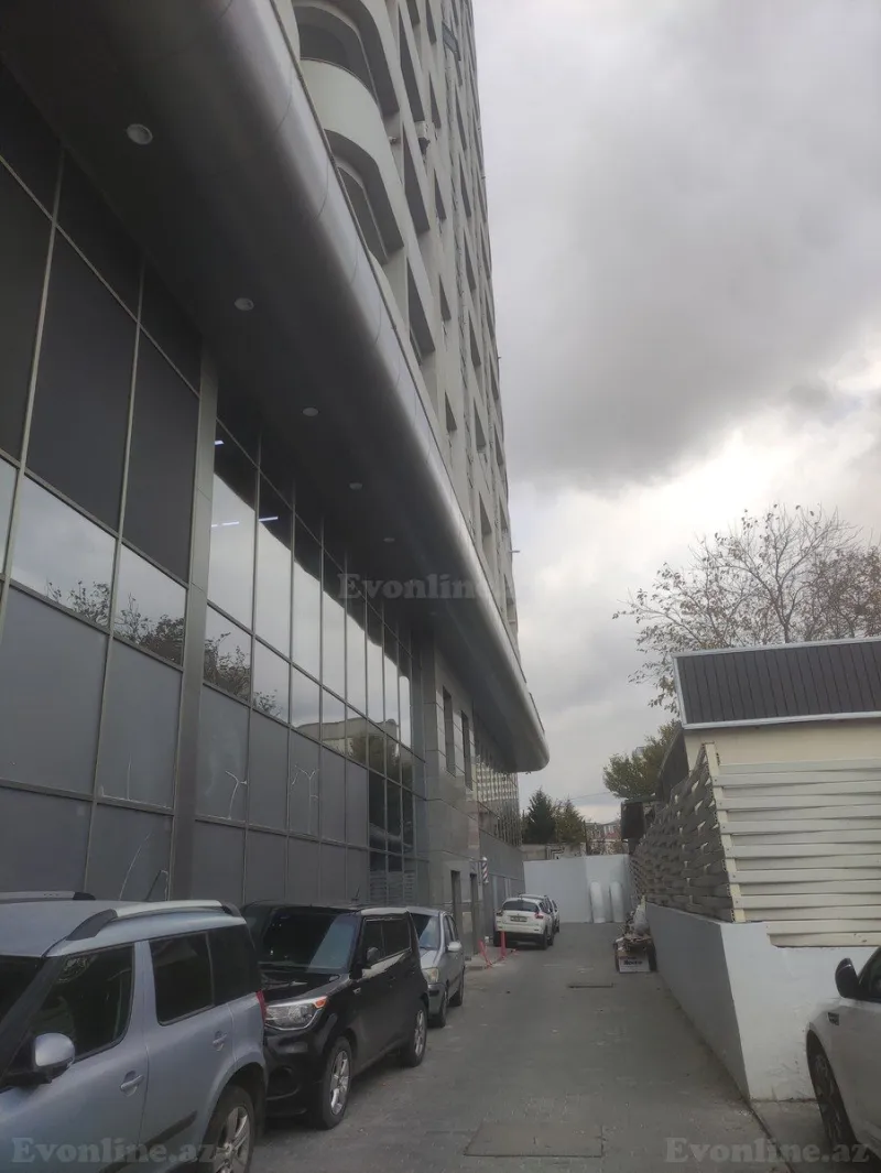 Satılır 1 otaqlı Mənzil Yeni tikili 79 m² Xətai r. - şəkil 9