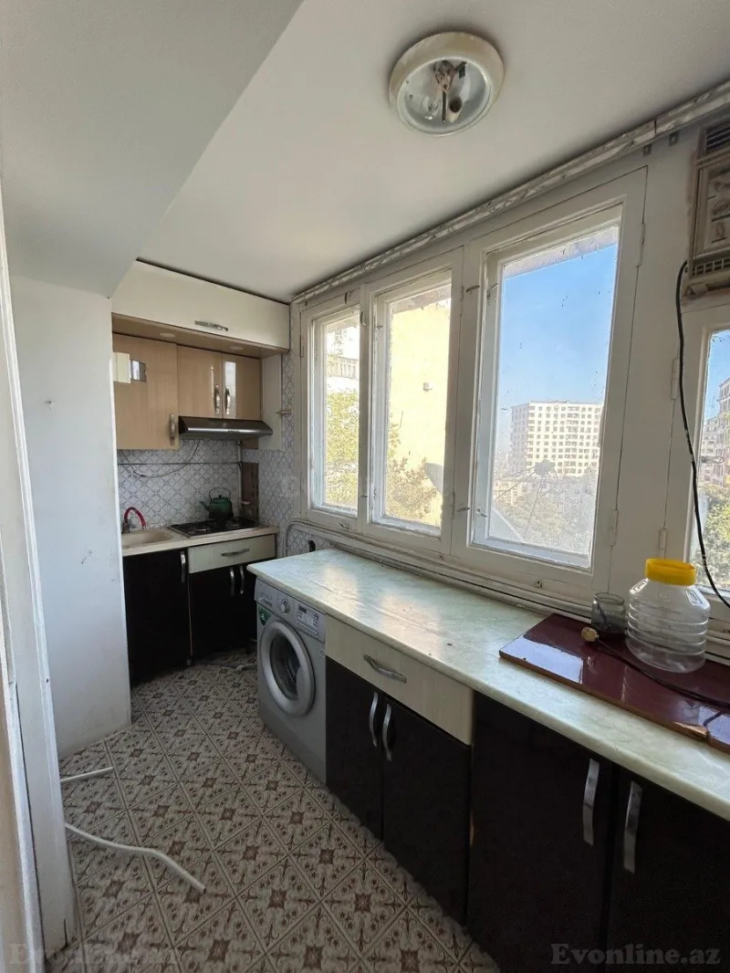 Satılır 4 otaqlı Mənzil Köhnə tikili 75 m² Memar Əcəmi m. - şəkil 11