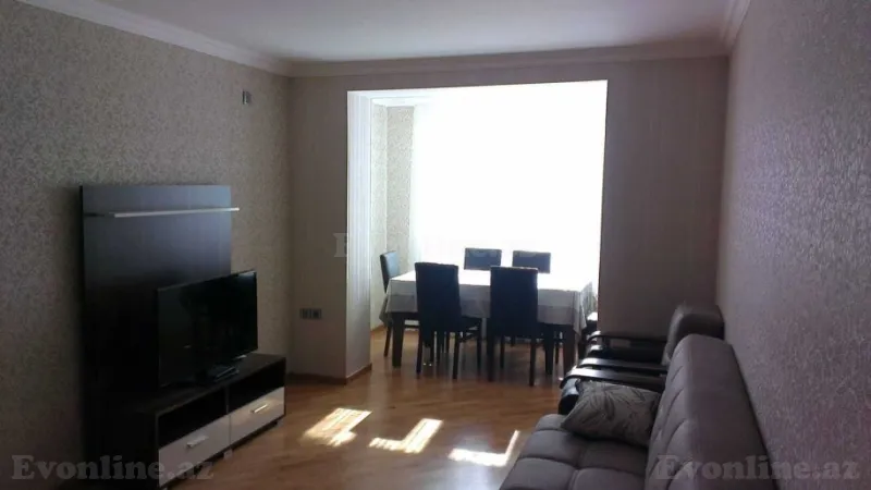Satılır 3 otaqlı Mənzil Köhnə tikili 75 m² Nizami m. - şəkil 2