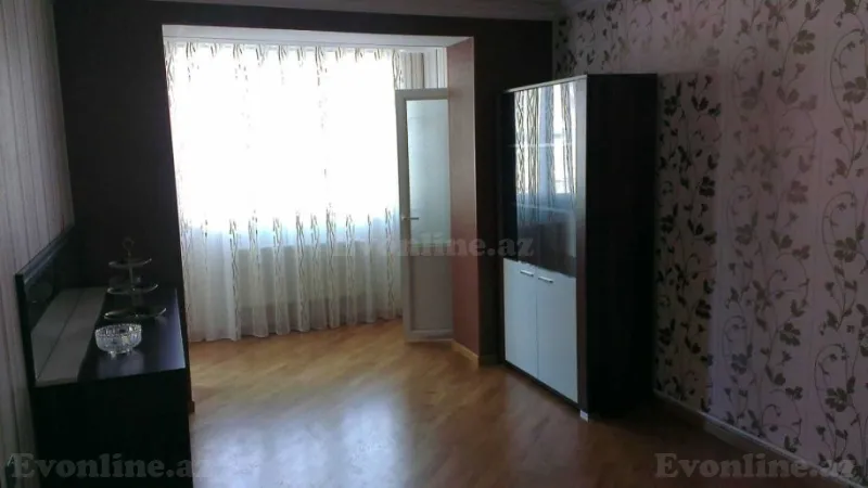 Satılır 3 otaqlı Mənzil Köhnə tikili 75 m² Nizami m. - şəkil 4
