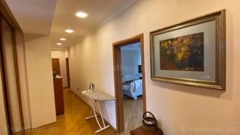 Satılır 3 otaqlı Mənzil Yeni tikili 140 m² 28 May m. - şəkil 5