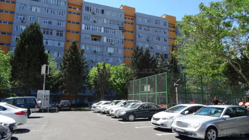 Kirayə verilir 1 otaqlı Mənzil Köhnə tikili 46 m² Gənclik m.