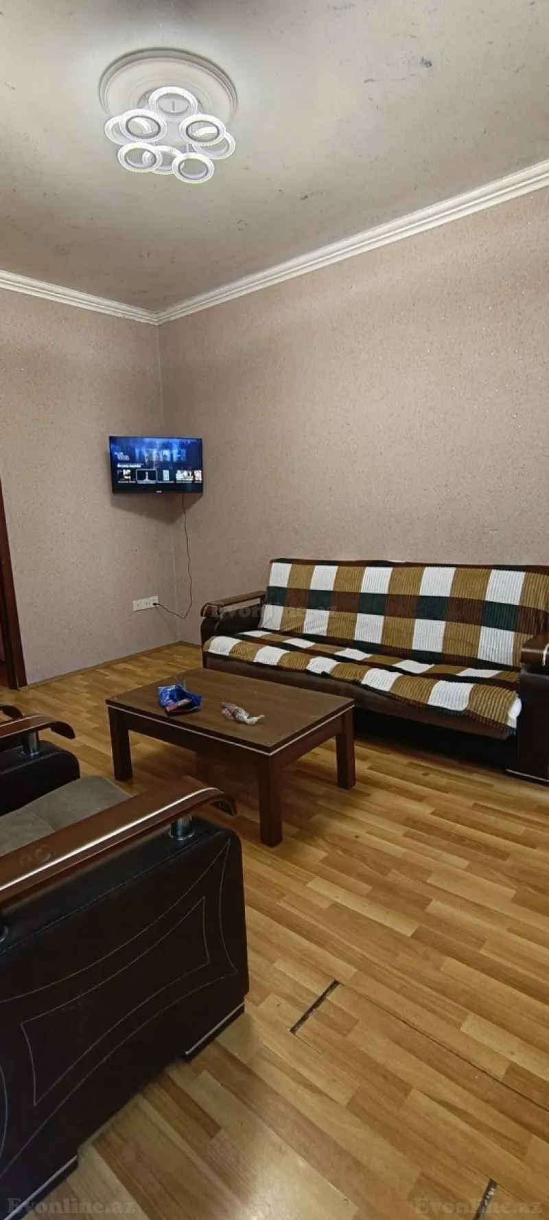 3 otaqlı Mənzil 67 m² 3-cü mikrorayon Kirayə verilir