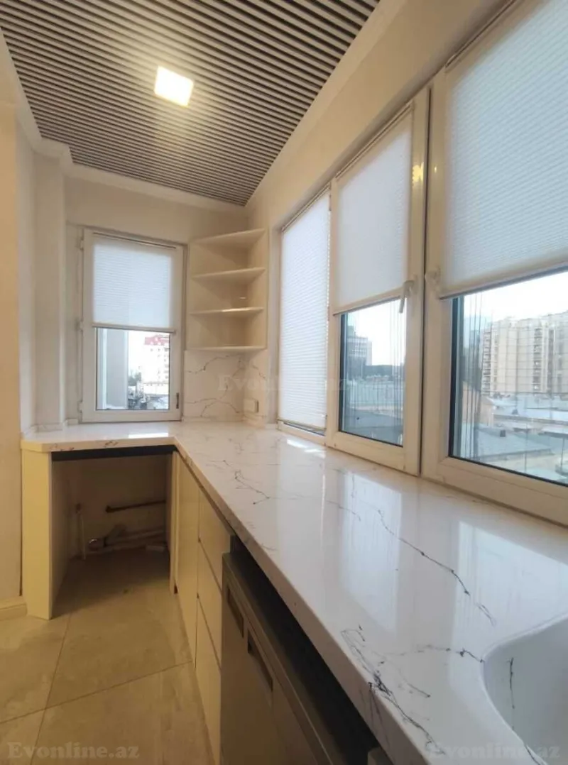 Satılır 3 otaqlı Mənzil Köhnə tikili 97 m² Nizami m. - şəkil 8