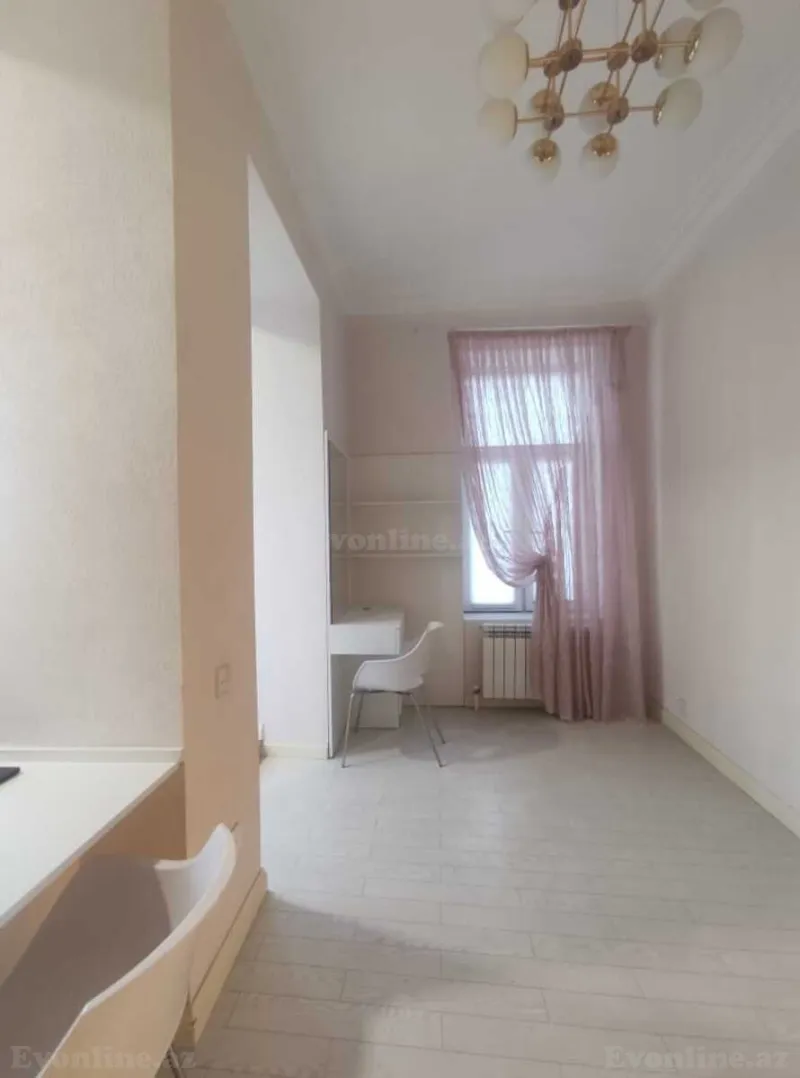 Satılır 3 otaqlı Mənzil Köhnə tikili 97 m² Nizami m. - şəkil 16