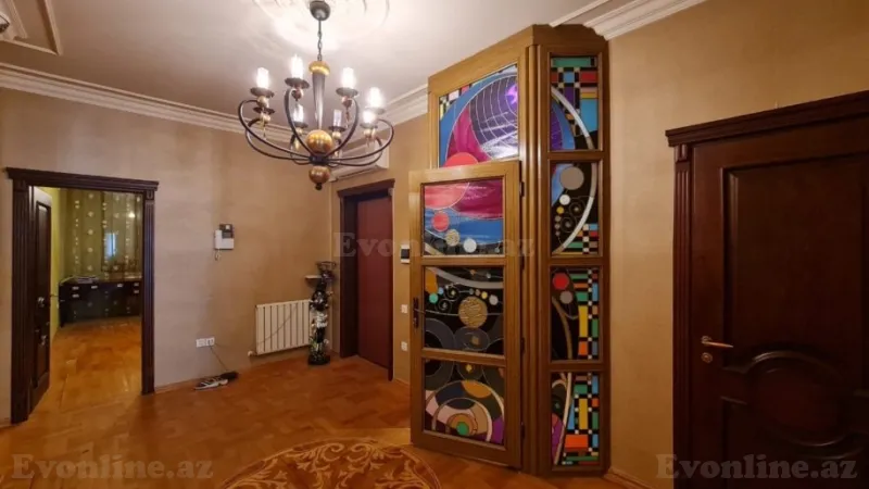 Satılır 5 otaqlı Mənzil Yeni tikili 220 m² Nəsimi r. - şəkil 9
