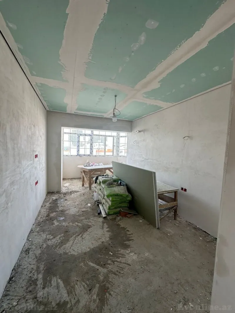 Satılır 2 otaqlı Mənzil Yeni tikili 68 m² 8 Noyabr m. - şəkil 2