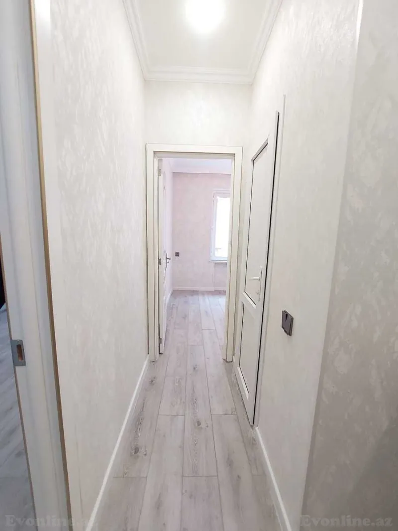 Satılır 2 otaqlı Mənzil Köhnə tikili 35 m² 8-ci kilometr