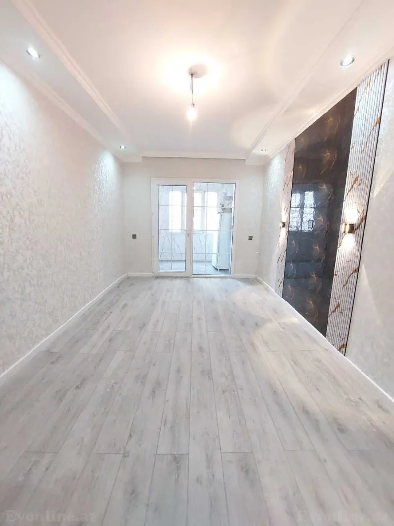 Satılır 2 otaqlı Mənzil Köhnə tikili 35 m² 8-ci kilometr - şəkil 2