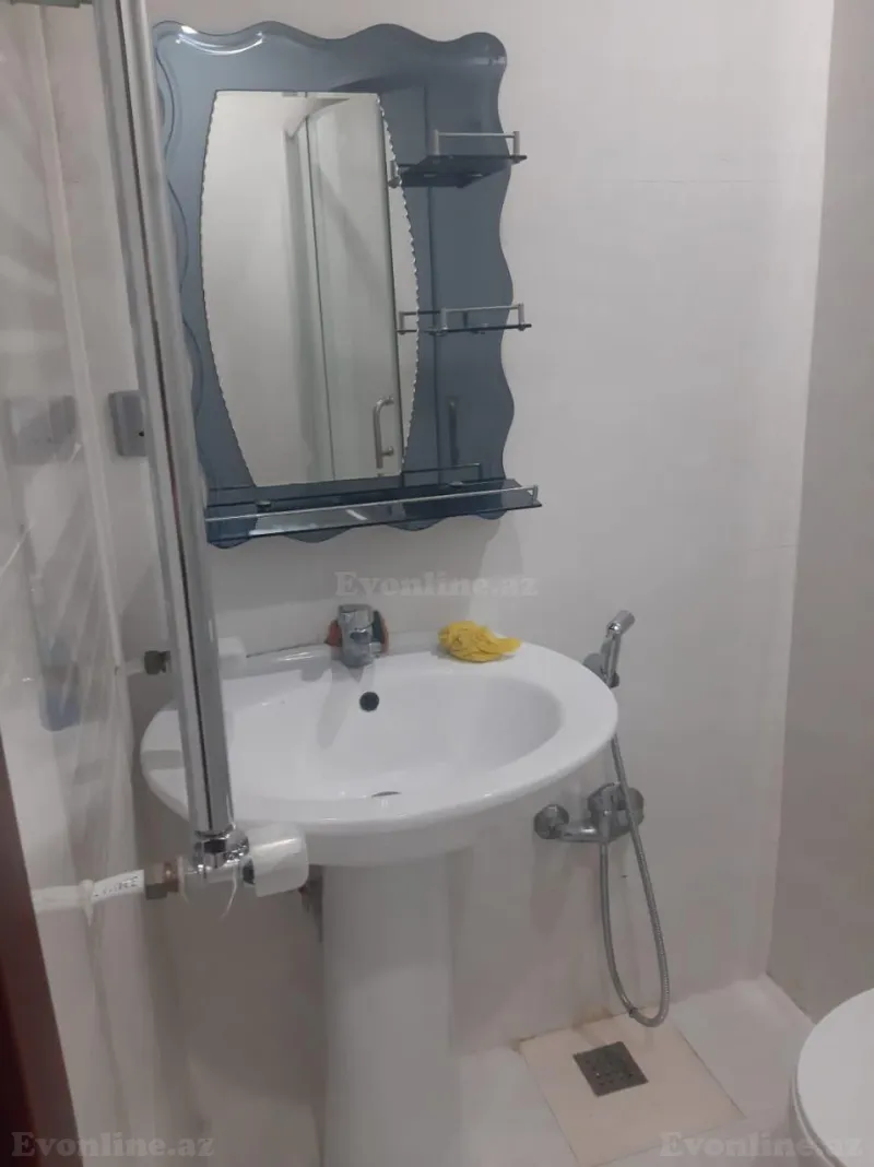 Satılır 2 otaqlı Mənzil Yeni tikili 72 m² Səbail r. - şəkil 7