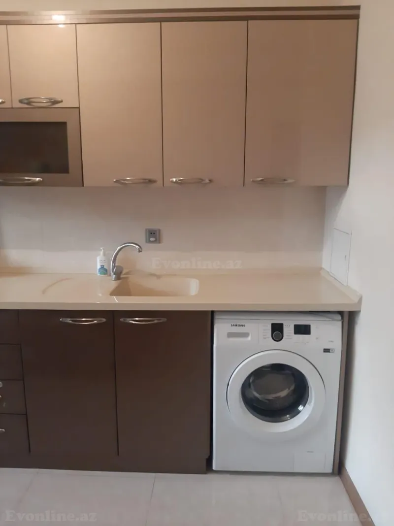 Satılır 2 otaqlı Mənzil Yeni tikili 72 m² Səbail r. - şəkil 13