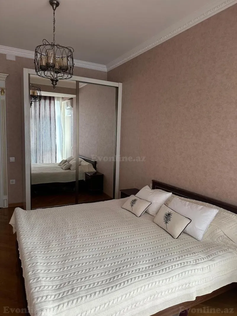 Kirayə verilir 3 otaqlı Mənzil Yeni tikili 140 m² Xətai m. - şəkil 11
