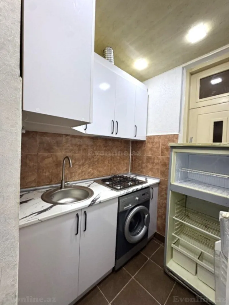 Satılır 2 otaqlı Mənzil Köhnə tikili 36 m² 3-cü mikrorayon - şəkil 7