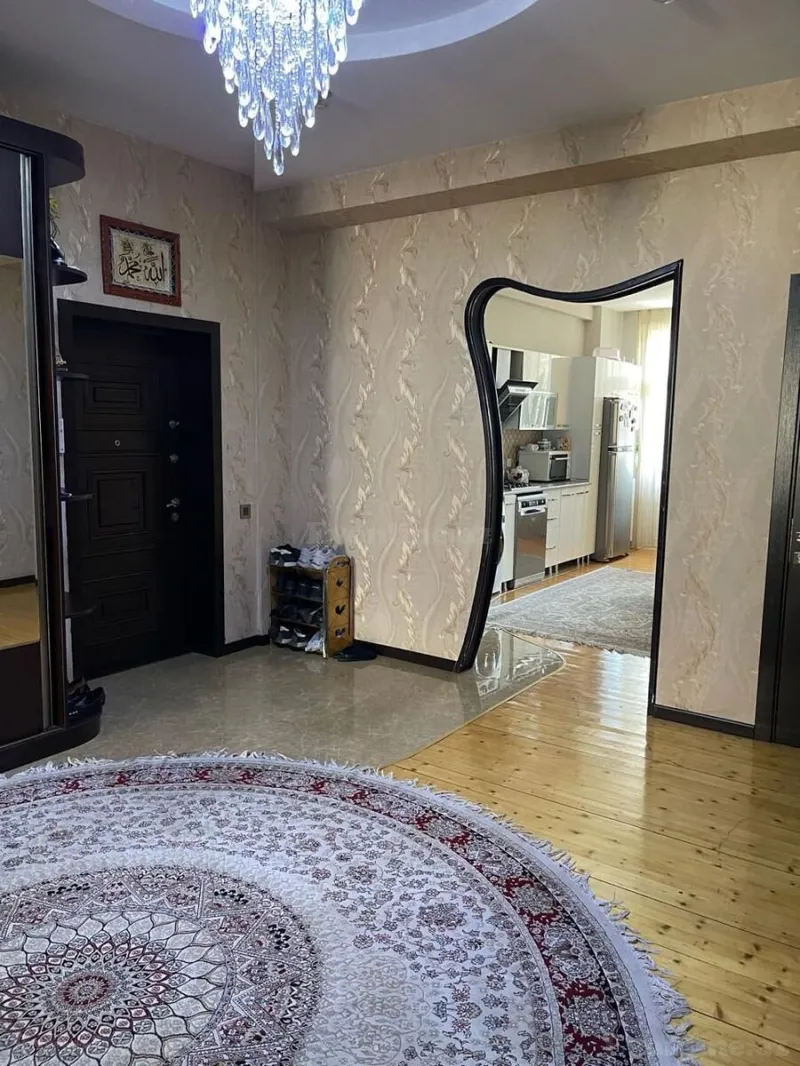 Satılır 4 otaqlı Mənzil Yeni tikili 122 m² Səbail r. - şəkil 13