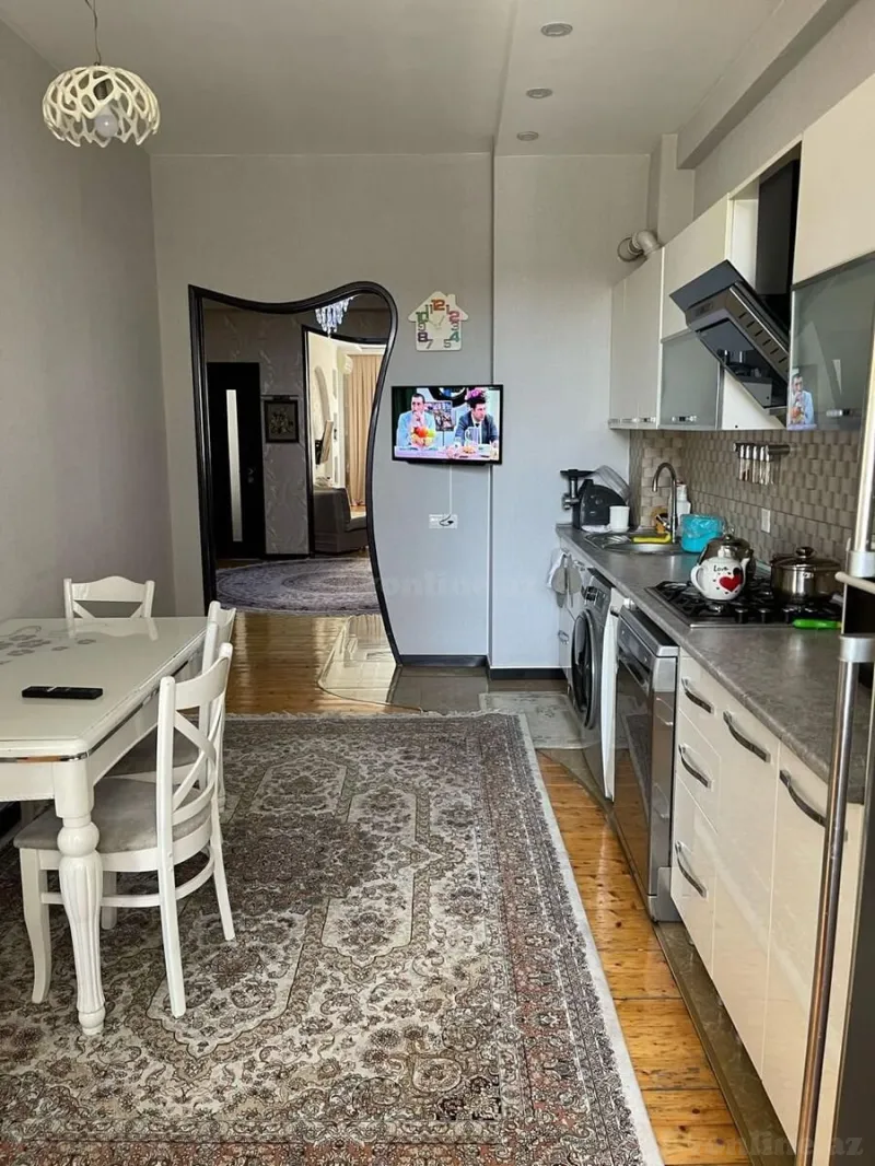Satılır 4 otaqlı Mənzil Yeni tikili 122 m² Səbail r. - şəkil 16