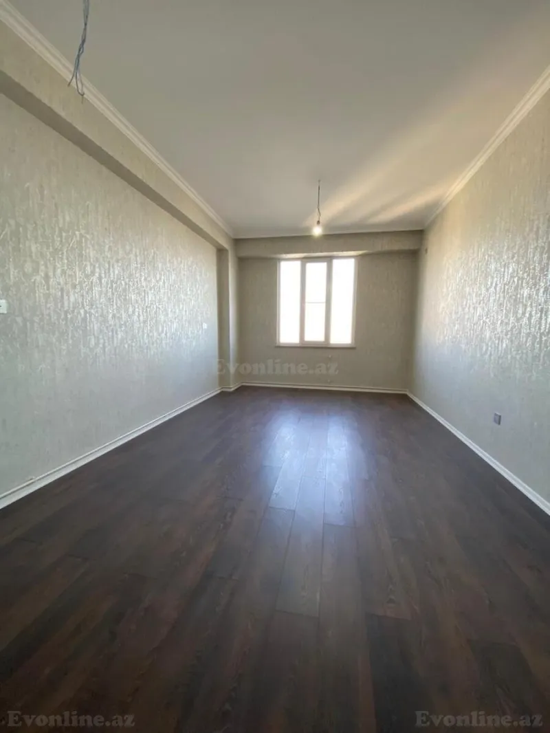 Satılır 3 otaqlı Mənzil Yeni tikili 70 m² Massiv D
