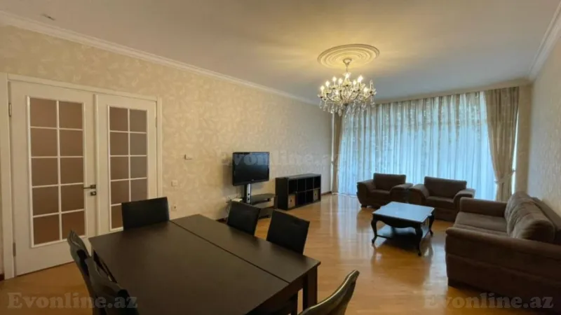 Kirayə verilir 3 otaqlı Mənzil Yeni tikili 150 m² İçərişəhər m. - şəkil 4
