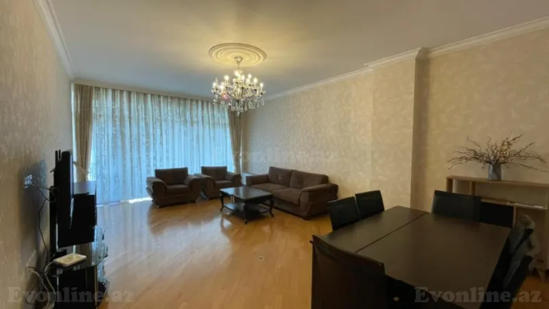 Kirayə verilir 3 otaqlı Mənzil Yeni tikili 150 m² İçərişəhər m. - şəkil 5