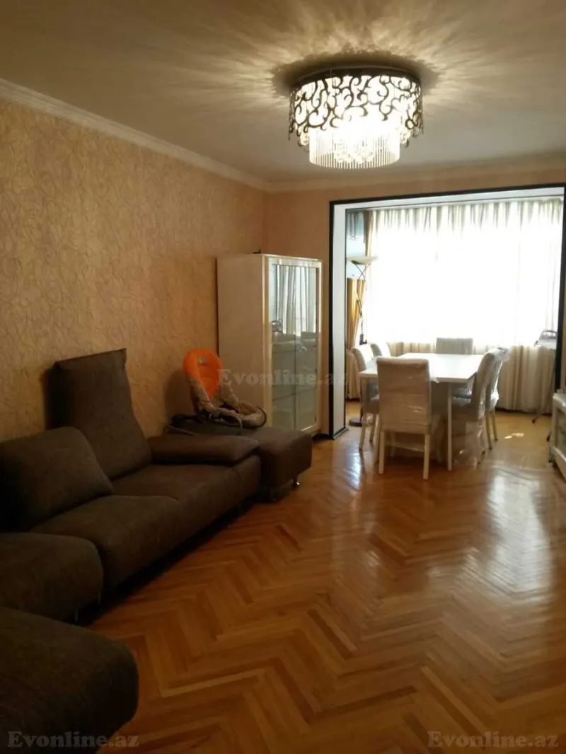 Satılır 2 otaqlı Mənzil Köhnə tikili 60 m² Nəsimi r.