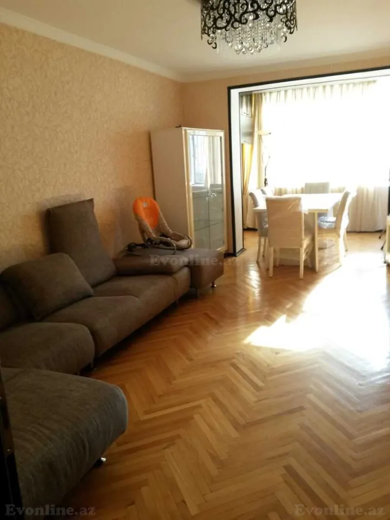 Satılır 2 otaqlı Mənzil Köhnə tikili 60 m² Nəsimi r. - şəkil 3