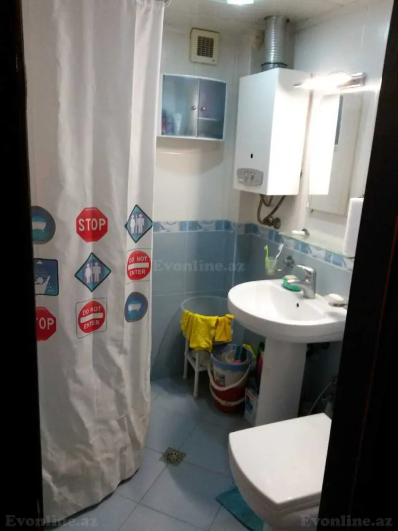 Satılır 2 otaqlı Mənzil Köhnə tikili 60 m² Nəsimi r. - şəkil 12