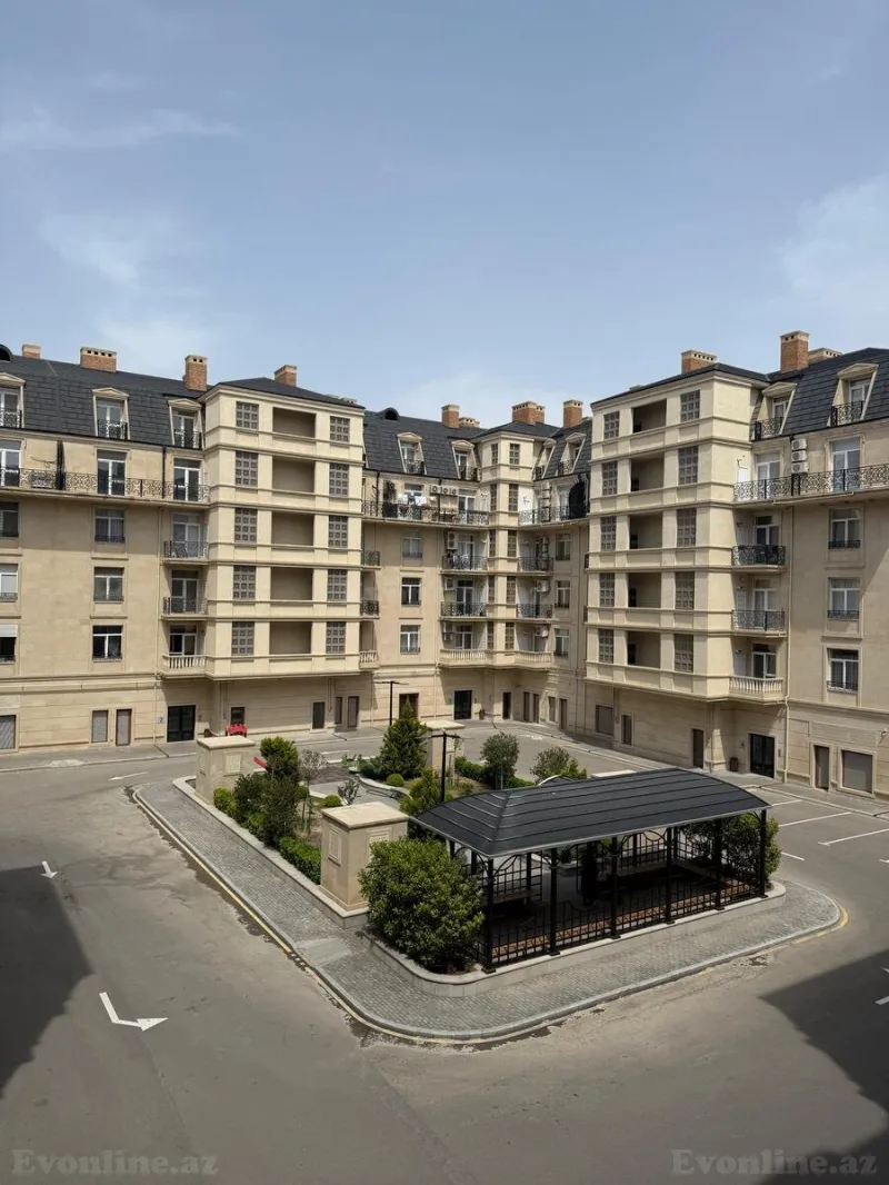 Kirayə verilir 3 otaqlı Mənzil Yeni tikili 130 m² Xətai r. - şəkil 2