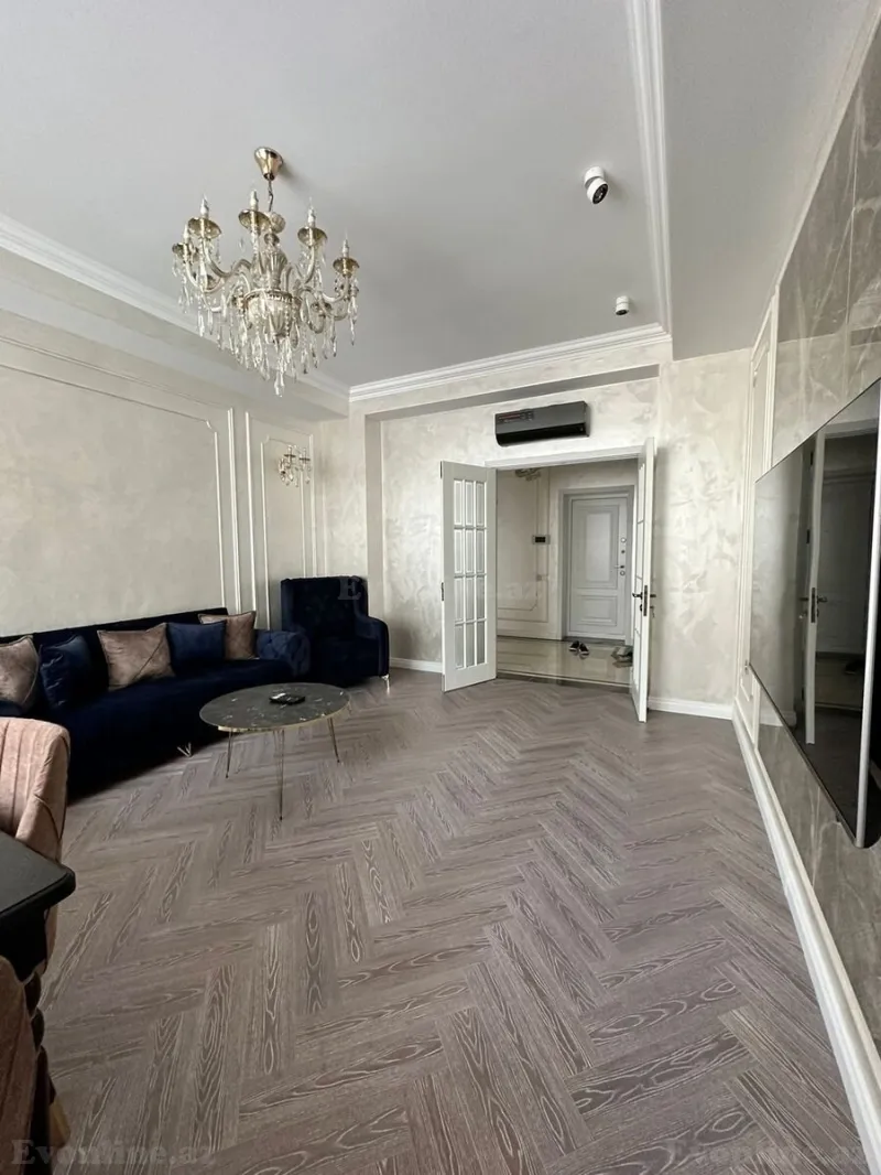 Kirayə verilir 3 otaqlı Mənzil Yeni tikili 130 m² Xətai r. - şəkil 4
