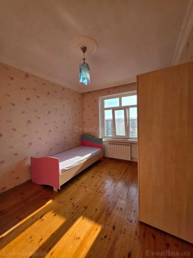 Satılır 4 otaqlı Mənzil Köhnə tikili 120 m² Həzi Aslanov m. - şəkil 9
