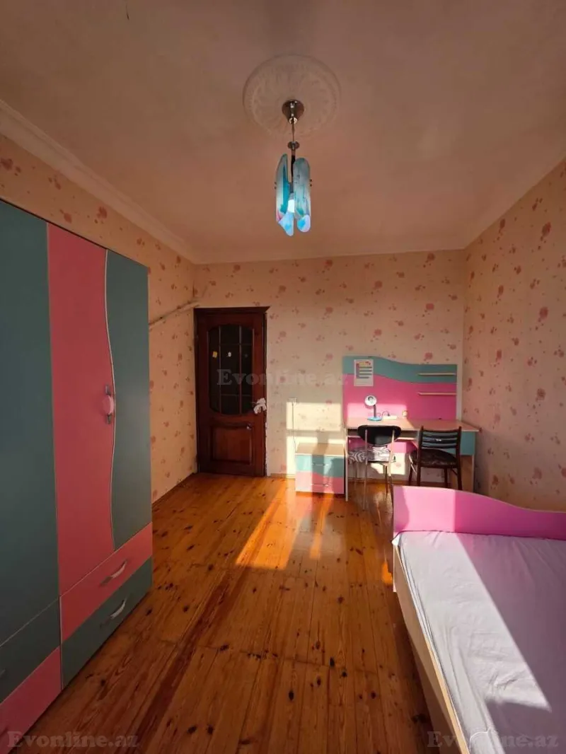 Satılır 4 otaqlı Mənzil Köhnə tikili 120 m² Həzi Aslanov m. - şəkil 10