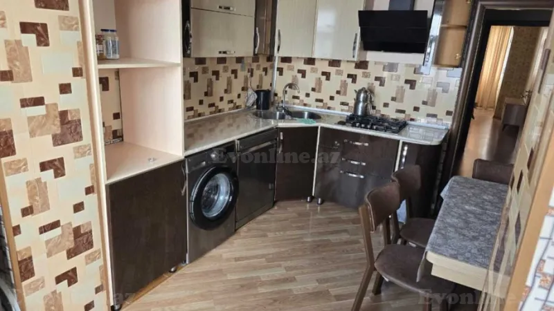 Satılır 4 otaqlı Mənzil Köhnə tikili 101 m² Suraxanı r. - şəkil 4
