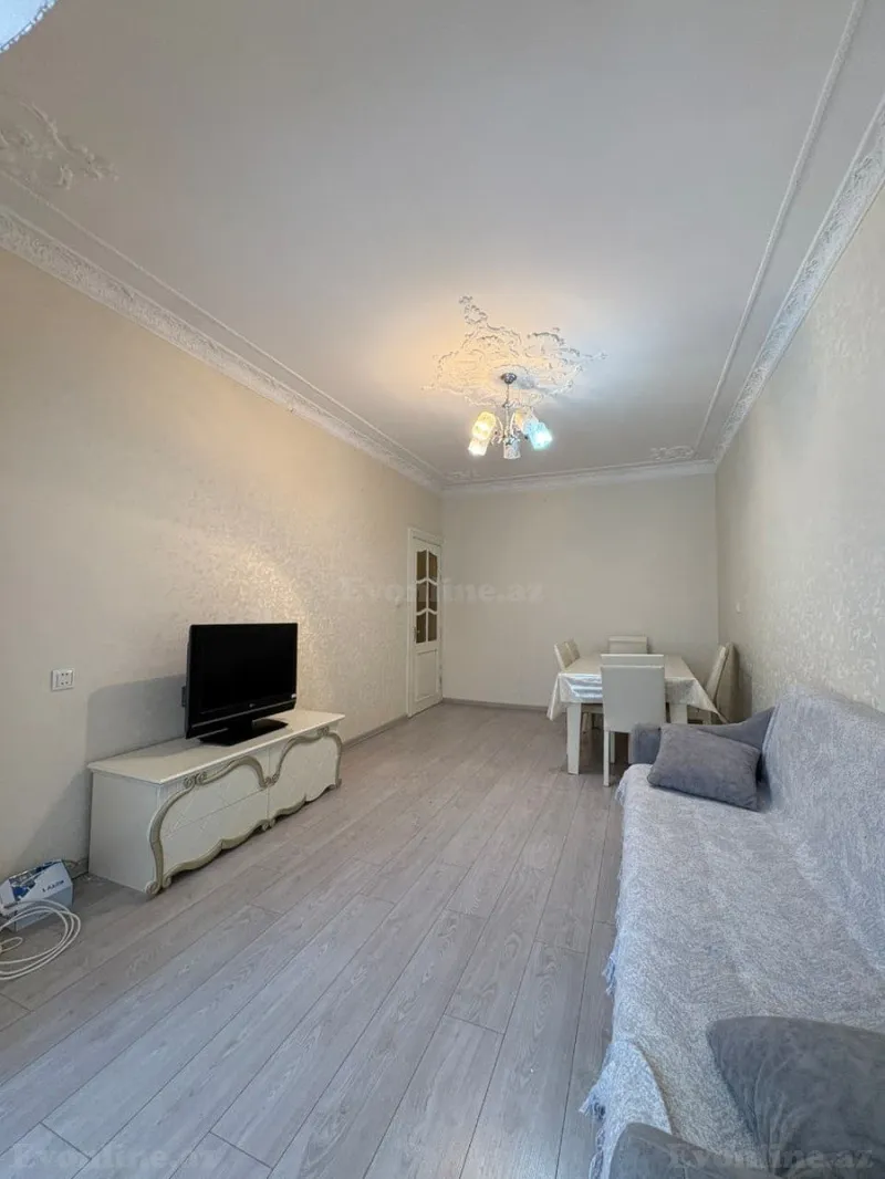 Kirayə verilir 3 otaqlı Mənzil Köhnə tikili 85 m² Gənclik m. - şəkil 2