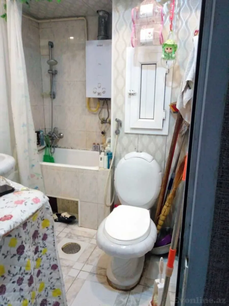 Satılır 2 otaqlı Mənzil Köhnə tikili 50 m² Nərimanov r. - şəkil 17