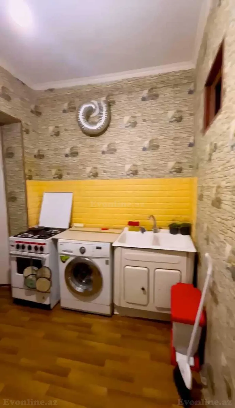 Kirayə verilir 3 otaqlı Mənzil Köhnə tikili 100 m² Memar Əcəmi m. - şəkil 9