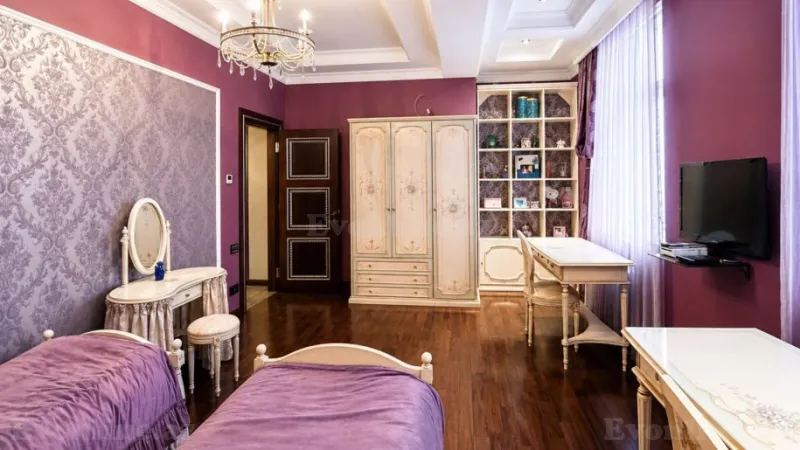 Satılır 4 otaqlı Mənzil Yeni tikili 220 m² 28 May m. - şəkil 9