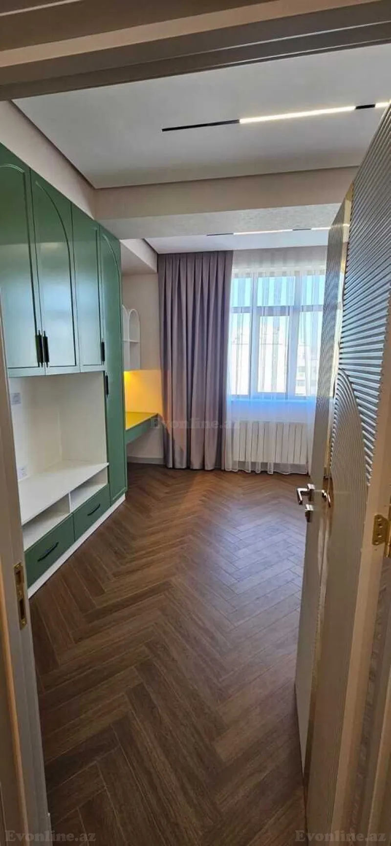 Satılır 3 otaqlı Mənzil Yeni tikili 120 m² İnşaatçılar m. - şəkil 4