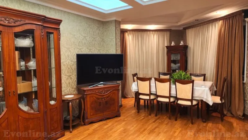 5 otaqlı Mənzil 200 m² Nərimanov r. Satılır