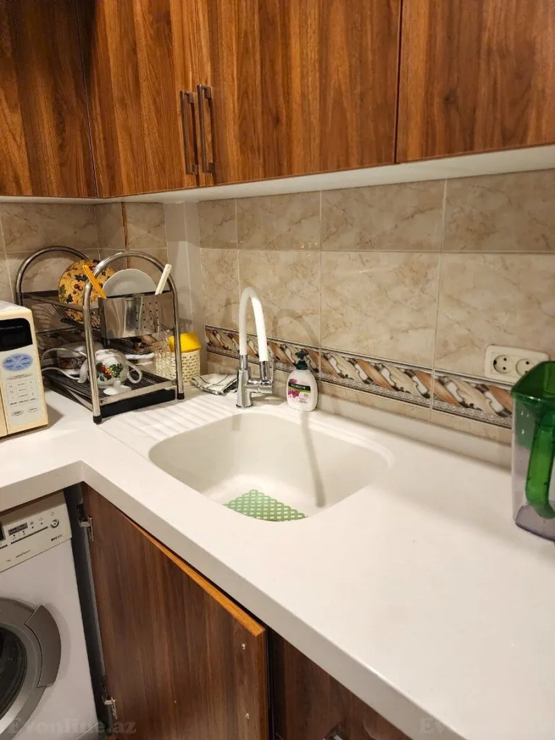 Satılır 5 otaqlı Mənzil Yeni tikili 200 m² Nərimanov r. - şəkil 15