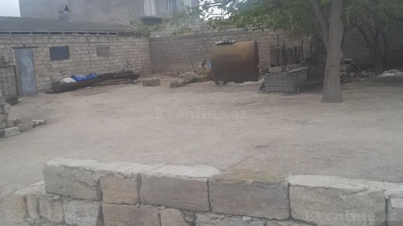 Torpaq Buzovna Satılır