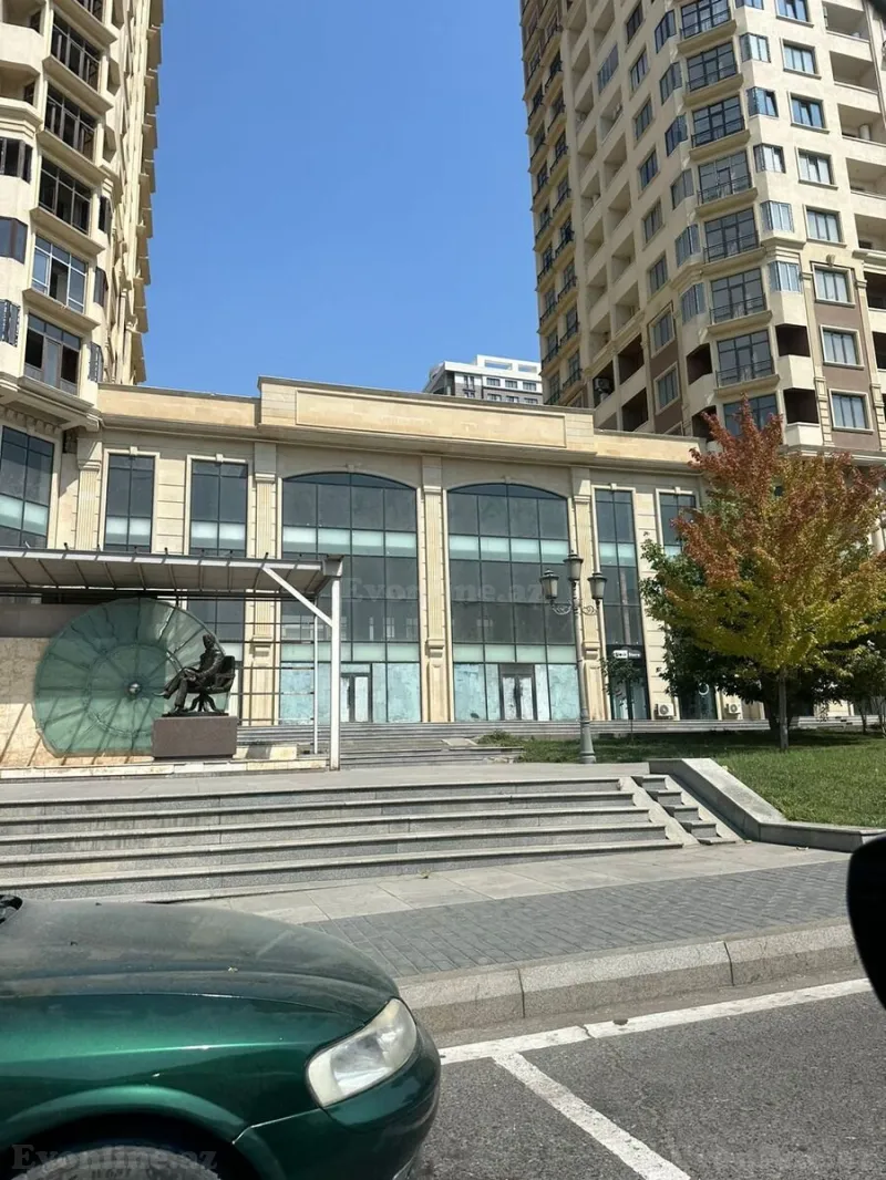Satılır 3 otaqlı Mənzil Yeni tikili 100 m² 28 May m. - şəkil 13