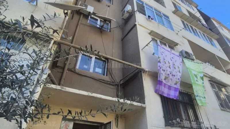 Satılır 2 otaqlı Mənzil Köhnə tikili 55 m² Həzi Aslanov - şəkil 3